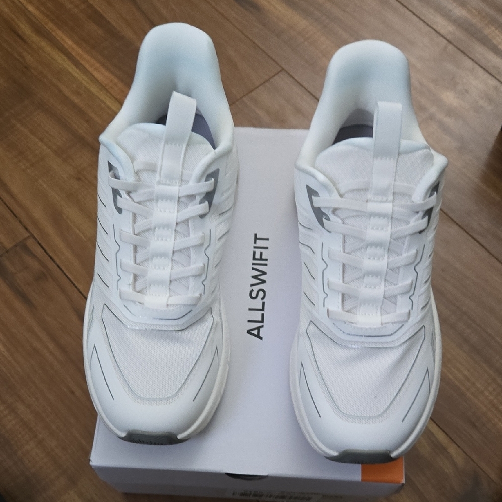 Alliswift White Sneakers